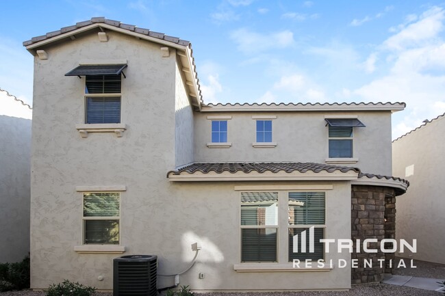 Building Photo - 14875 N 177th Ave