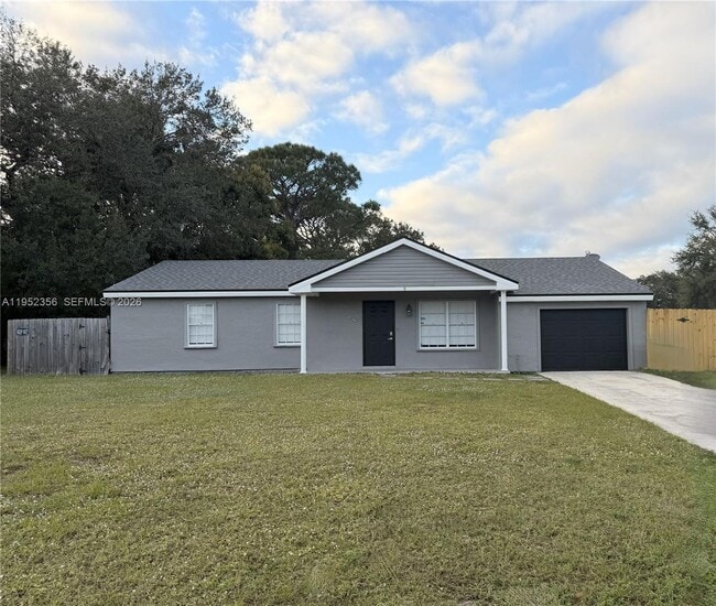 Building Photo - 1822 SE Oxmoor Ct