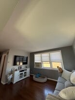 Building Photo - 1325 Clarence Ave