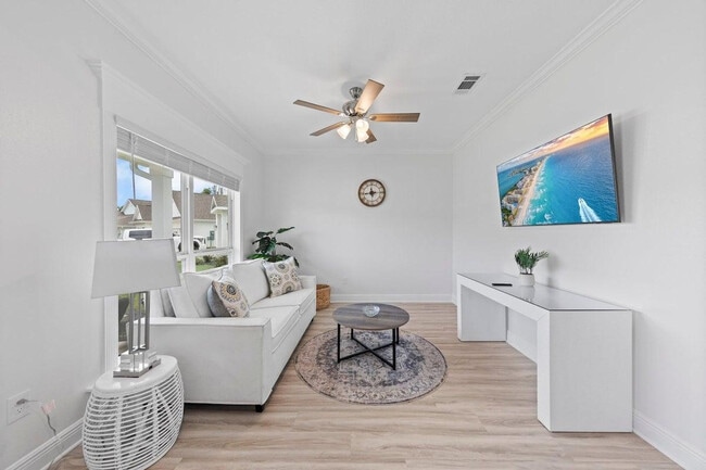 Building Photo - 206 Piper Cv