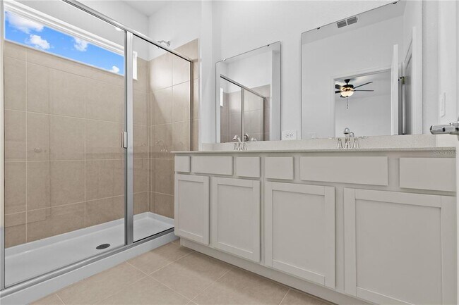 Building Photo - 7452 Ivy Tendril Ave