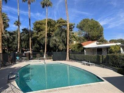 Building Photo - 3452 Pino Cir