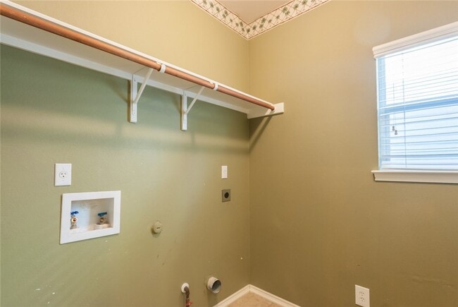 Building Photo - 642 Mcgarity-