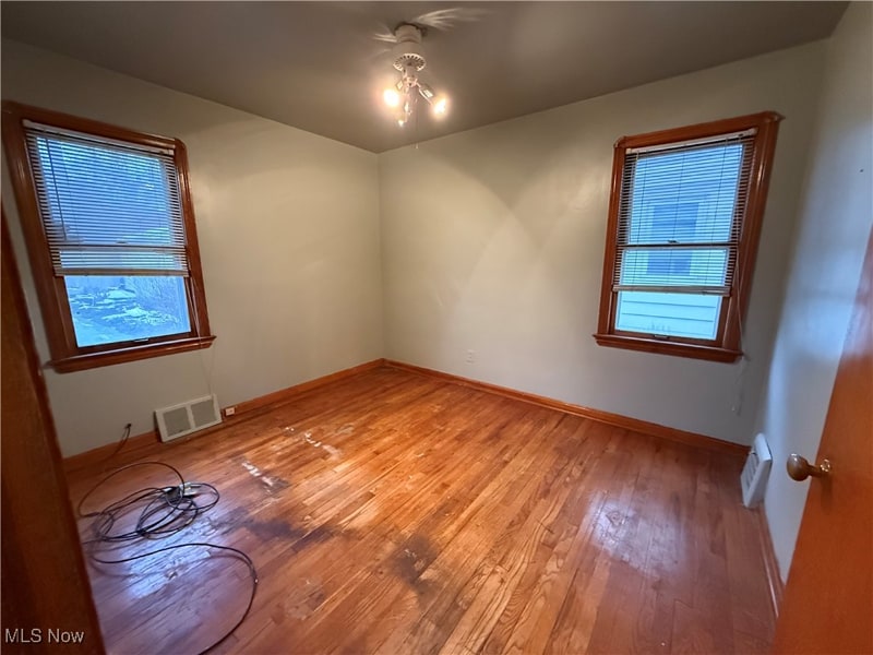 Building Photo - 4907 E 88th St