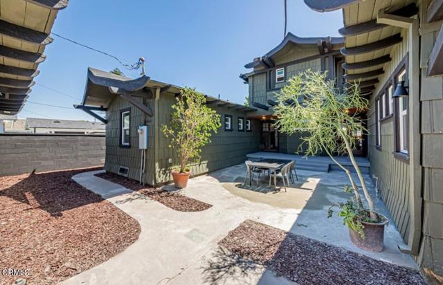 Building Photo - 5357 S Victoria Ave