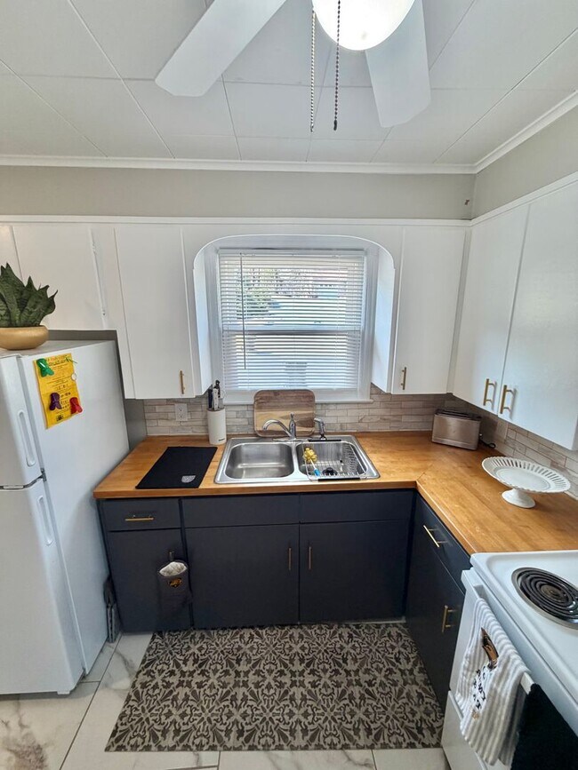 Building Photo - For Rent –Beautiful Home Minutes from West Point and Roe Park