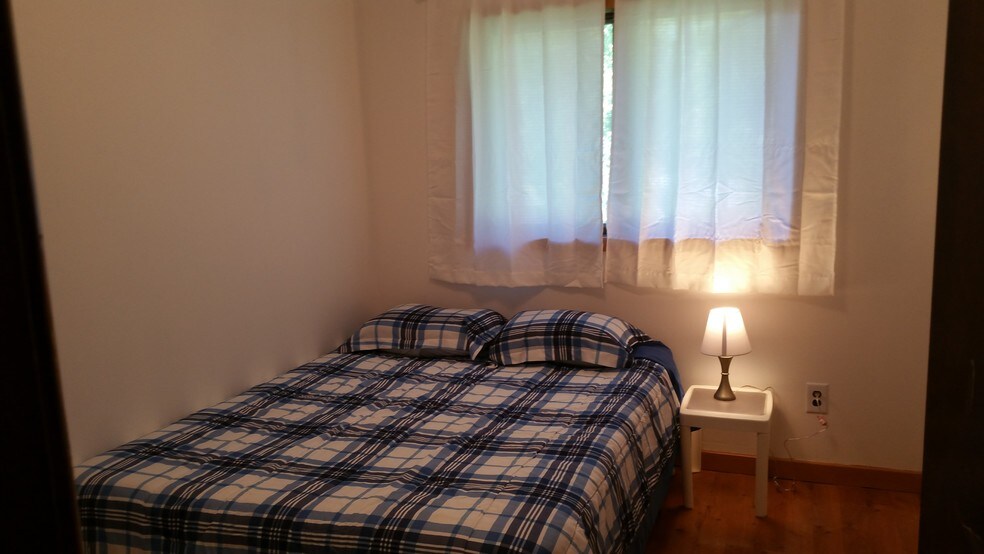 Bedroom 3 - 2116 Thaler Ave