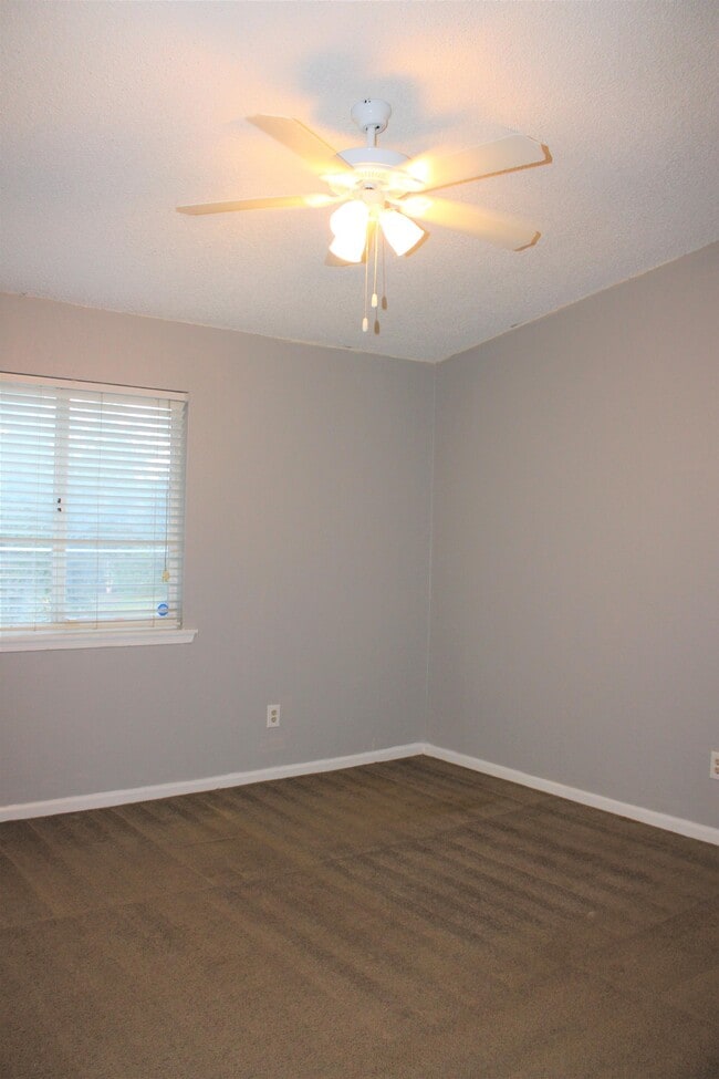 Building Photo - 791 Assisi Ln