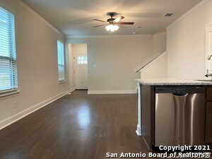 Building Photo - 2222 Sandlewood Cv