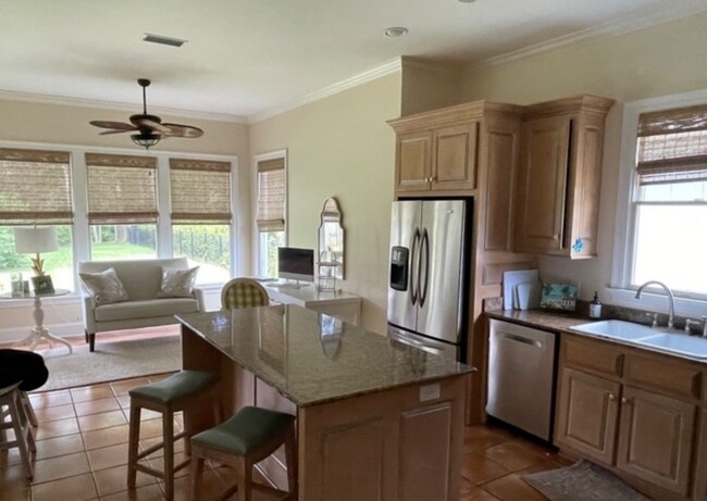 Building Photo - 103 Oak Bend Ct