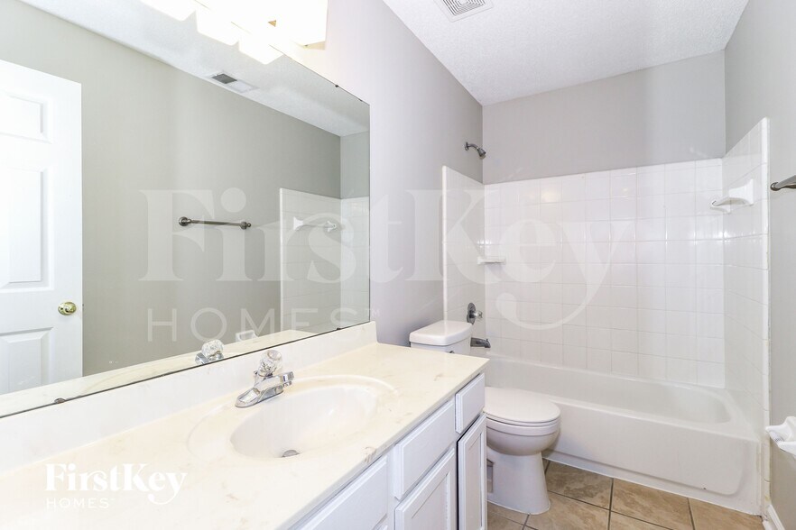 Building Photo - 1071 Mossy Knoll Dr