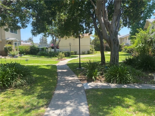 Building Photo - 626 E Lee Pl
