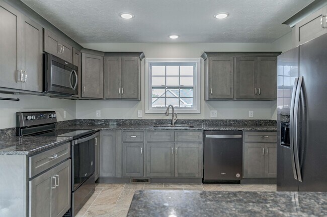 Building Photo - 616 Tristan Ln