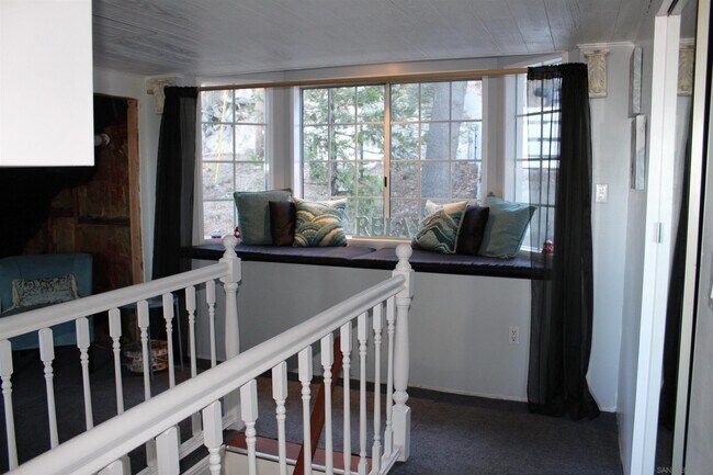 Building Photo - 23984 Skyland Dr