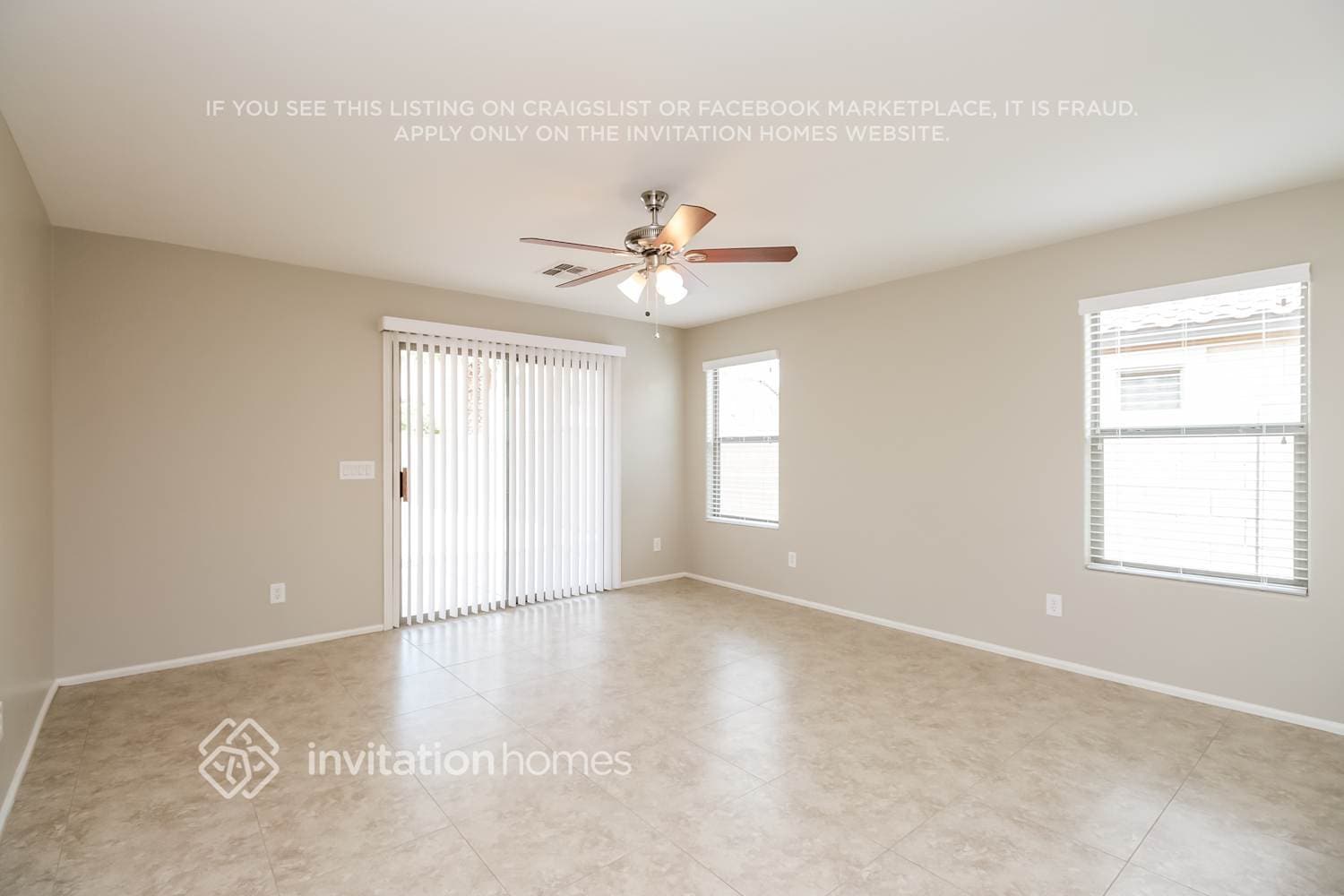 Building Photo - 38166 N Sandy Dr