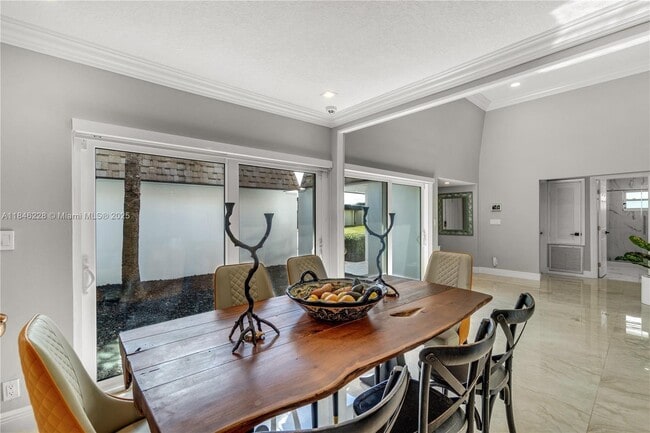 Building Photo - 5601 White Cedar Ln
