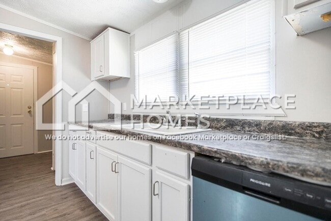 Building Photo - 55 Misty Ln