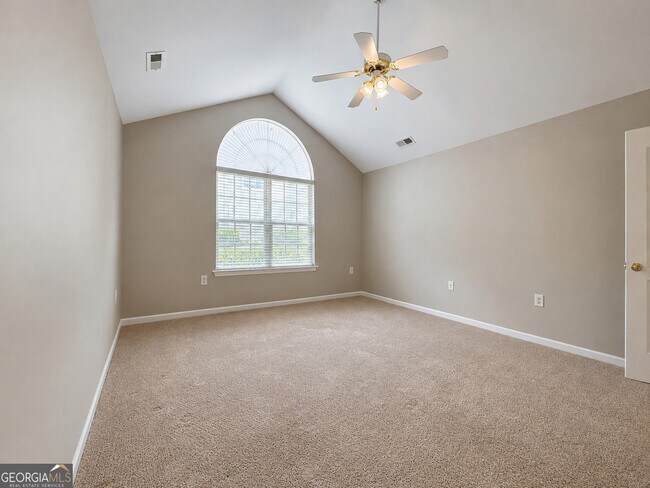 Building Photo - 3057 Orchard Ridge Cir