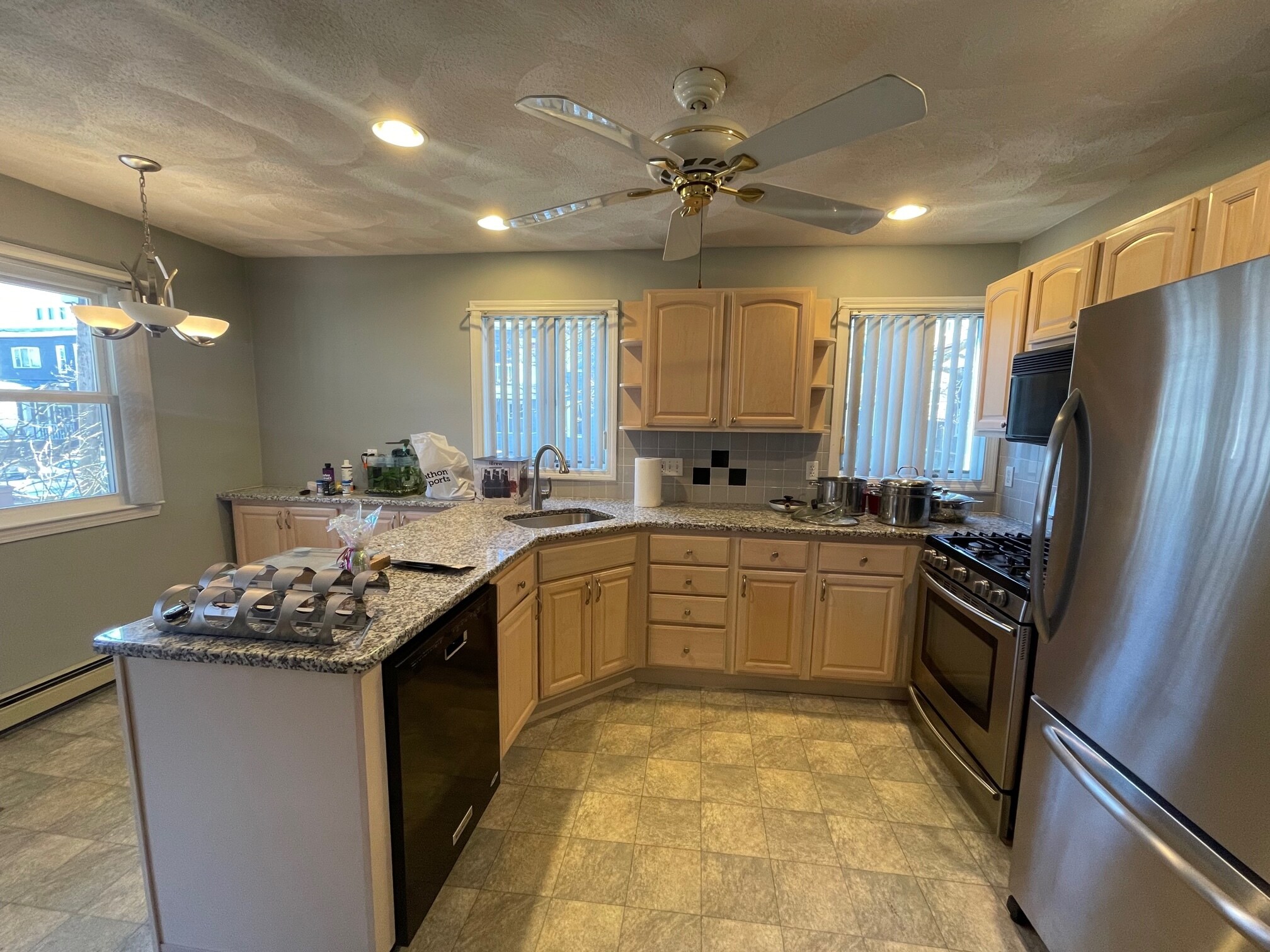 Building Photo - 112 Boston Ave