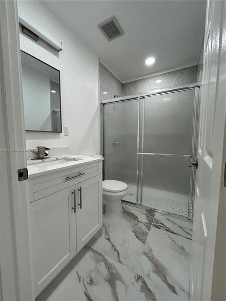 Building Photo - 670X SW 28th Terrace