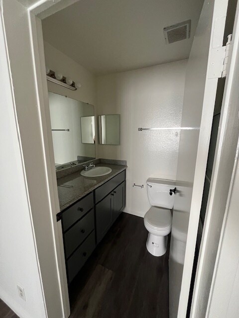 Building Photo - 2839 Francis Ave