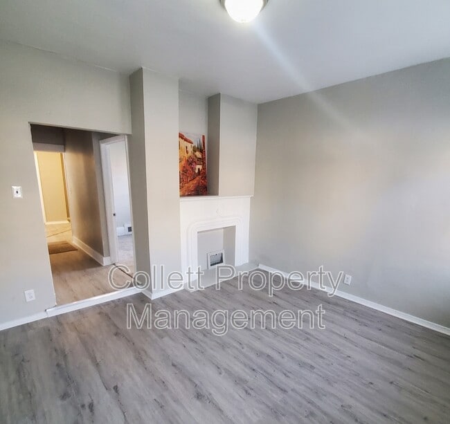 Building Photo - 1924 E 123rd St