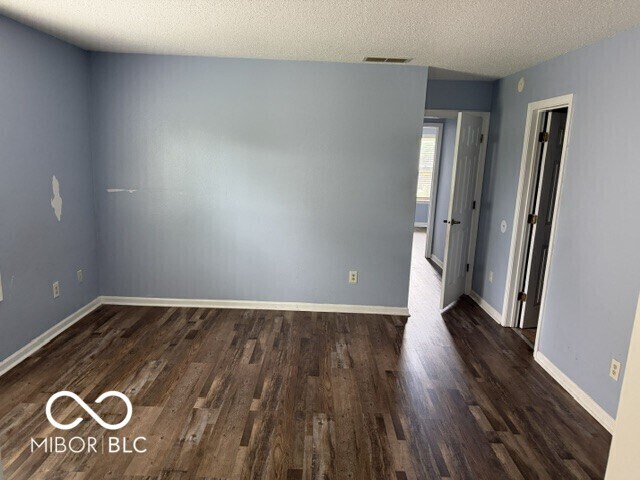 Building Photo - 8107 Southern Trails Pl