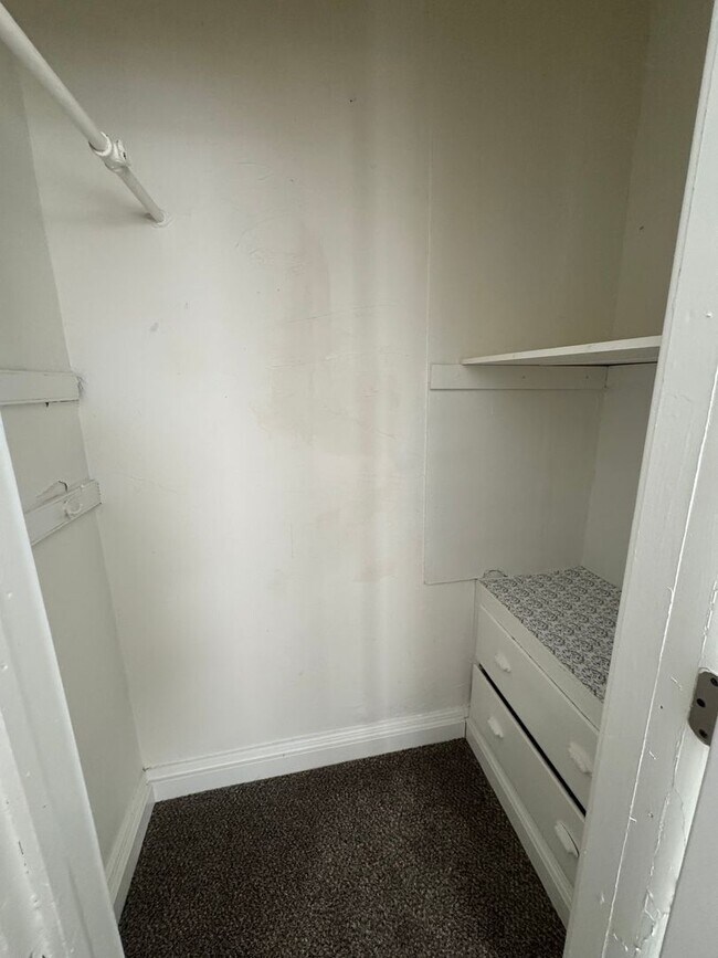 Building Photo - Beta Homes LLC (2501 Poppleton Ave.)