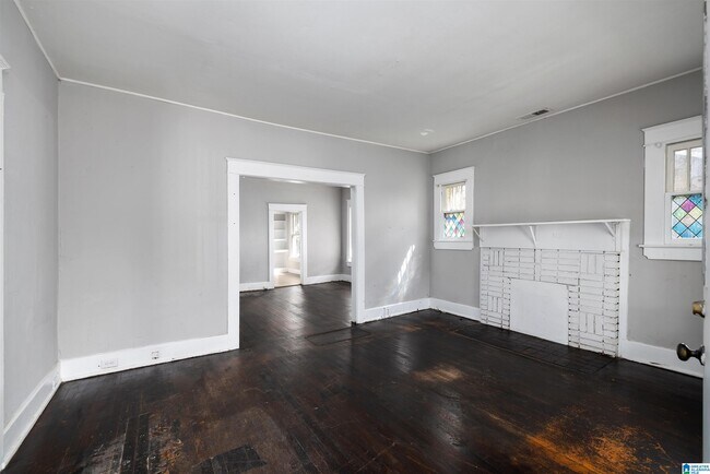 Building Photo - 129 68th St N