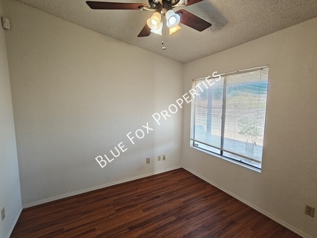 Building Photo - 9073 N Tiger Eye Way