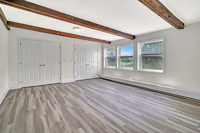 Building Photo - 1712 Linvale