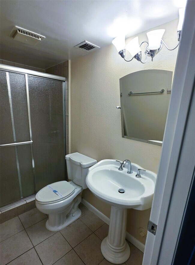 Building Photo - 9959 W Atlantic Blvd