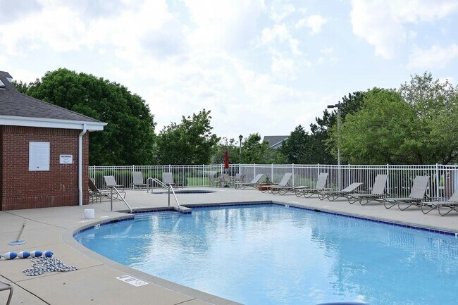 Building Photo - 8979 Woodbridge Dr