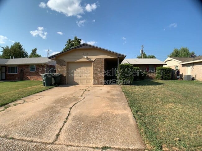 Building Photo - 513 Sunnyside Pl