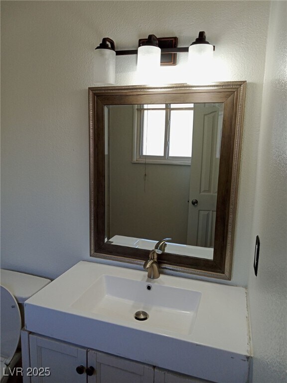 Building Photo - 4044 Pepe Cir