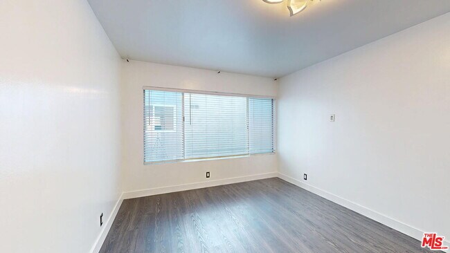 Building Photo - 14335 Huston St