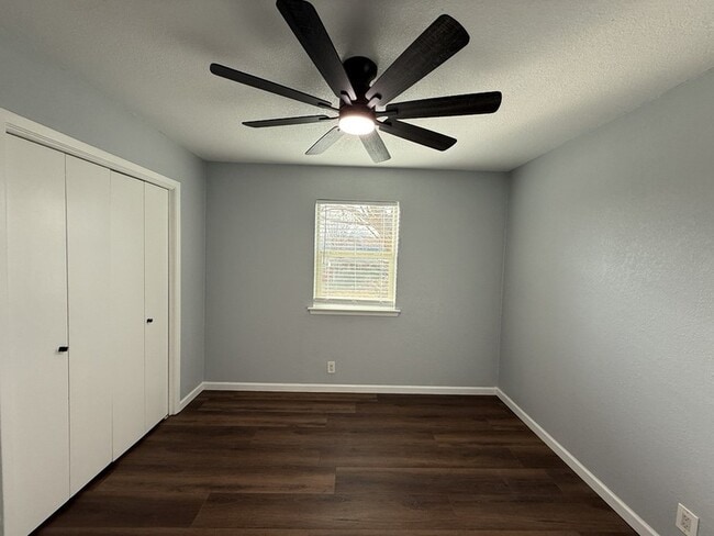 Building Photo - 6101 Melody Ln