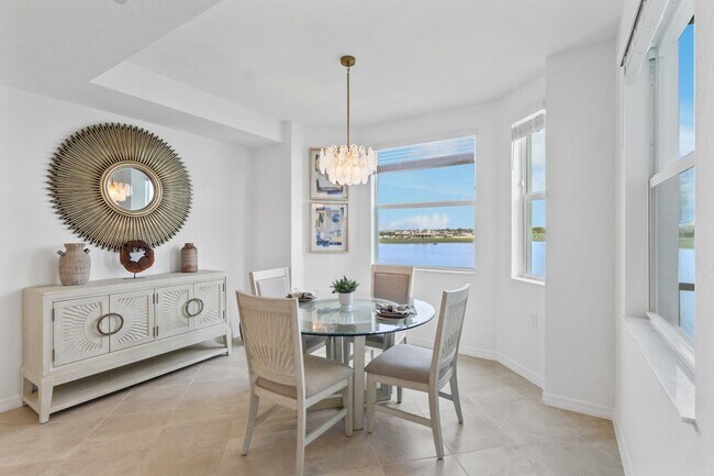 Building Photo - 15375 Grn Acrs Ave