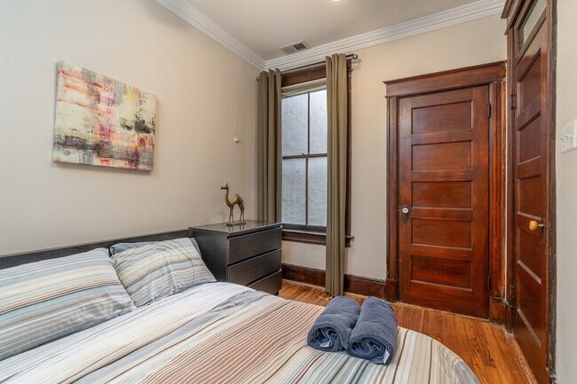 Building Photo - 1308 Potomac Ave SE