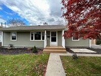 Building Photo - 9 Dubois St