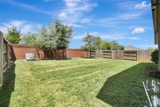 Building Photo - 10710 Balivcar Ct