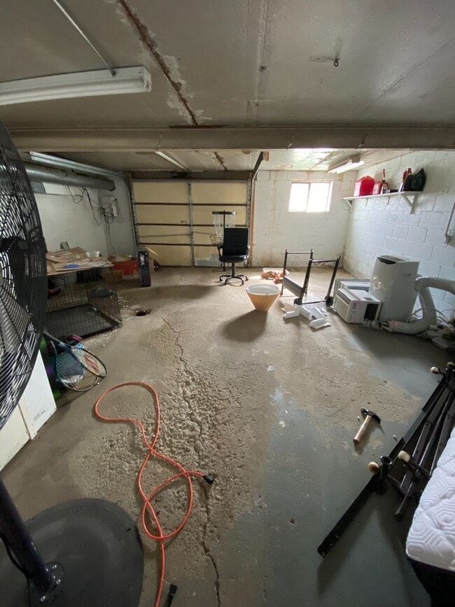 Building Photo - 388 Republic St