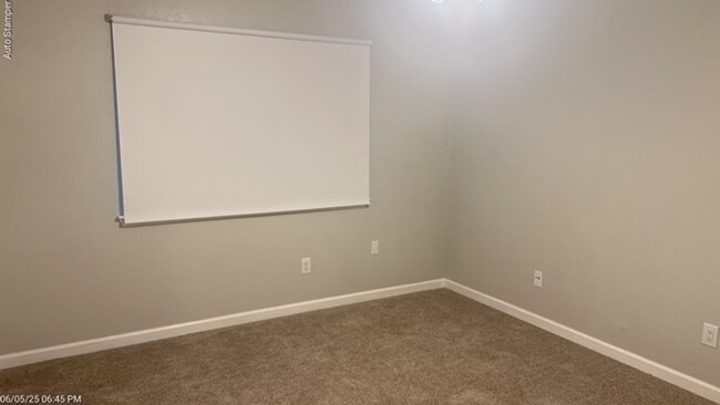 Building Photo - 3900 Glen Knoll Ct