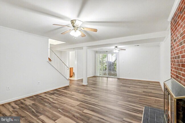 Building Photo - 13828 Londonderry Ct