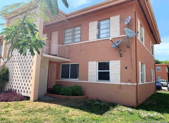 Primary Photo - 3401 SW 11th St