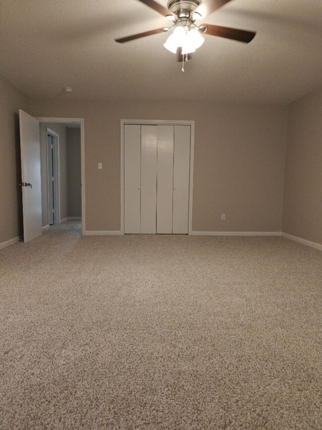 Building Photo - Charming 3-bedroom, 2-bath home with Garage in Columbia County!