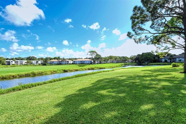 Building Photo - 5133 Willow Links