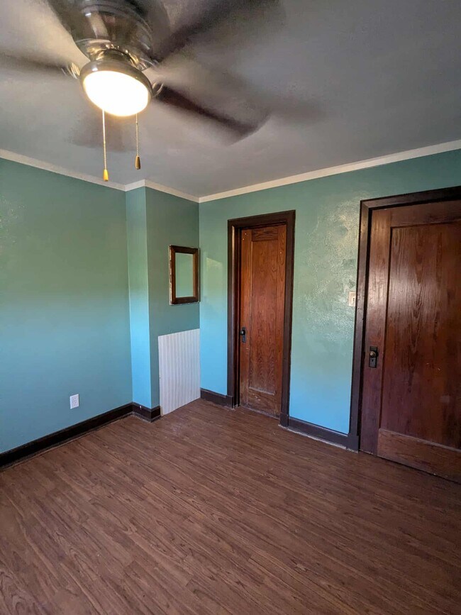 Building Photo - Little York South Apartments