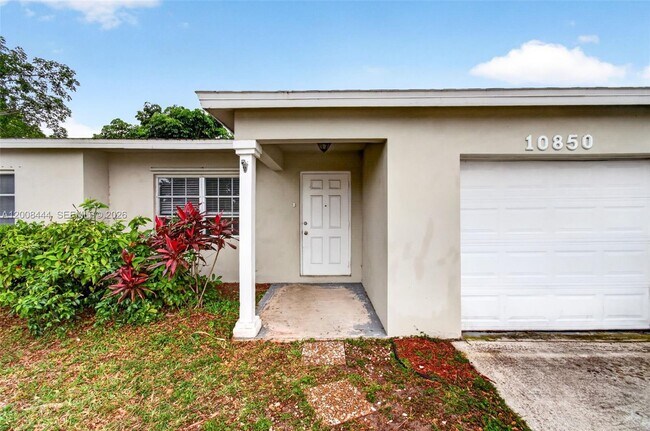 Building Photo - 10850 Eureka St