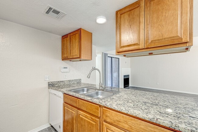 Building Photo - 2902 NW 45th Pl